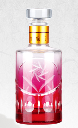 精工雕刻瓶（píng）