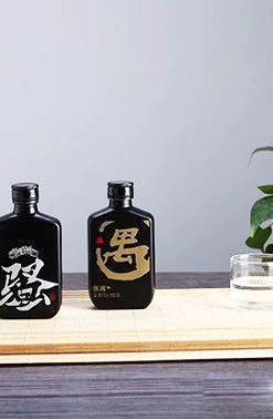 新（xīn）款彩瓶-293